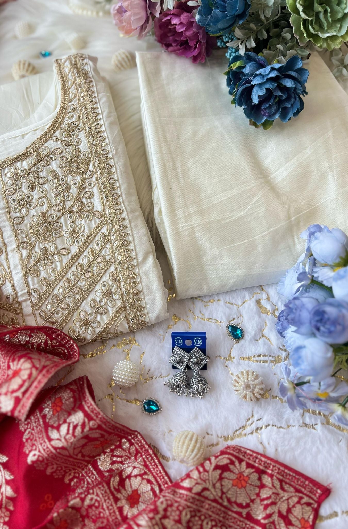 Beautiful Anarkali Flared Kurti Pant Dupatta Set