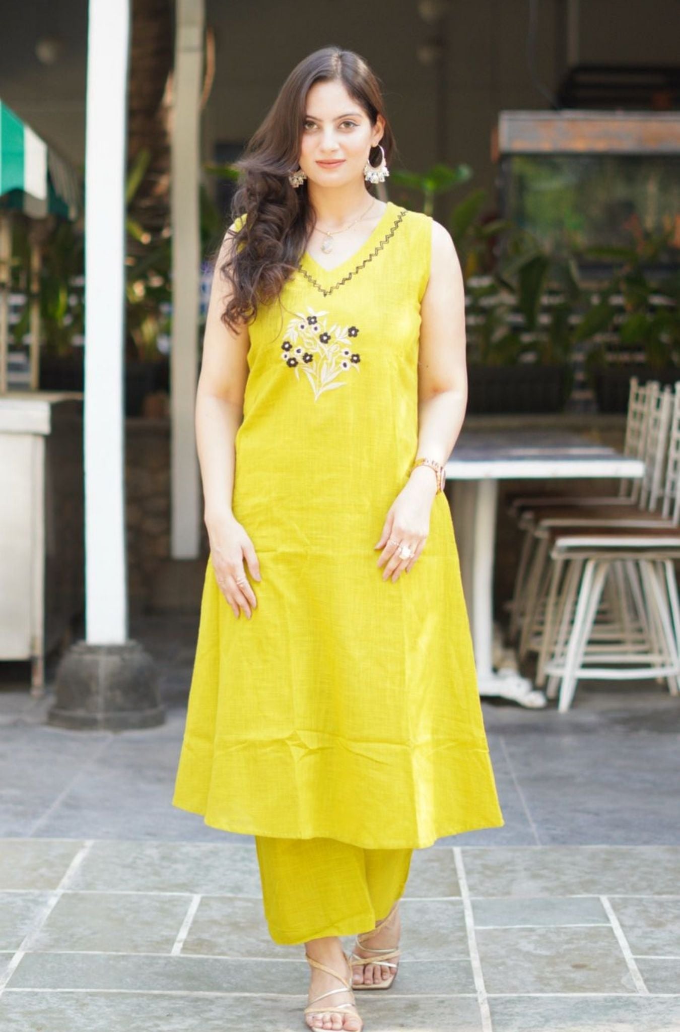 Beautiful Embroidery Work Kurta Set For Woman