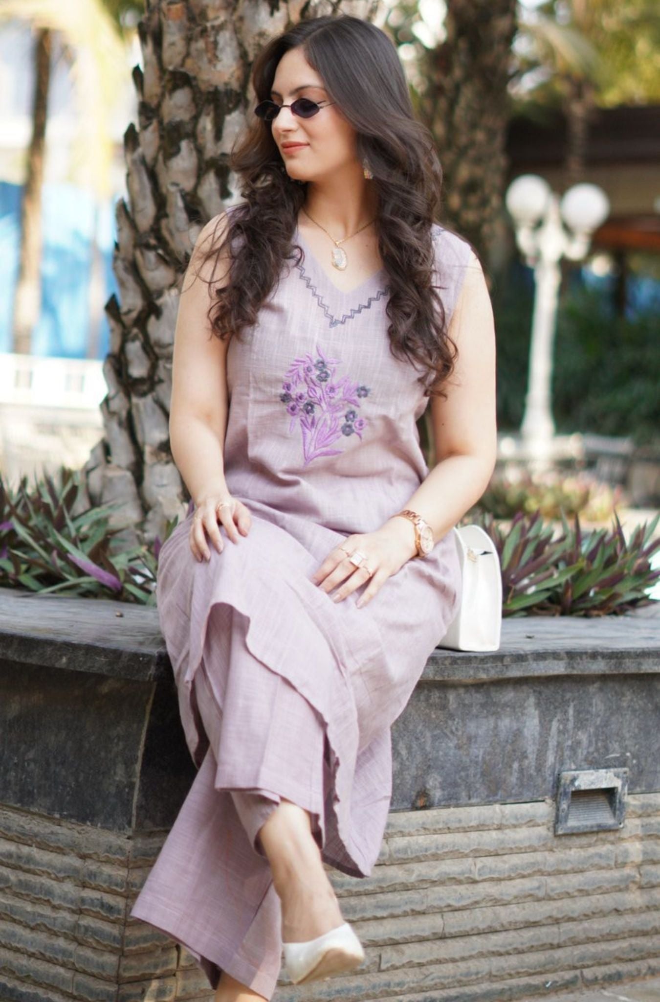 Beautiful Embroidery Work Kurta Set For Woman