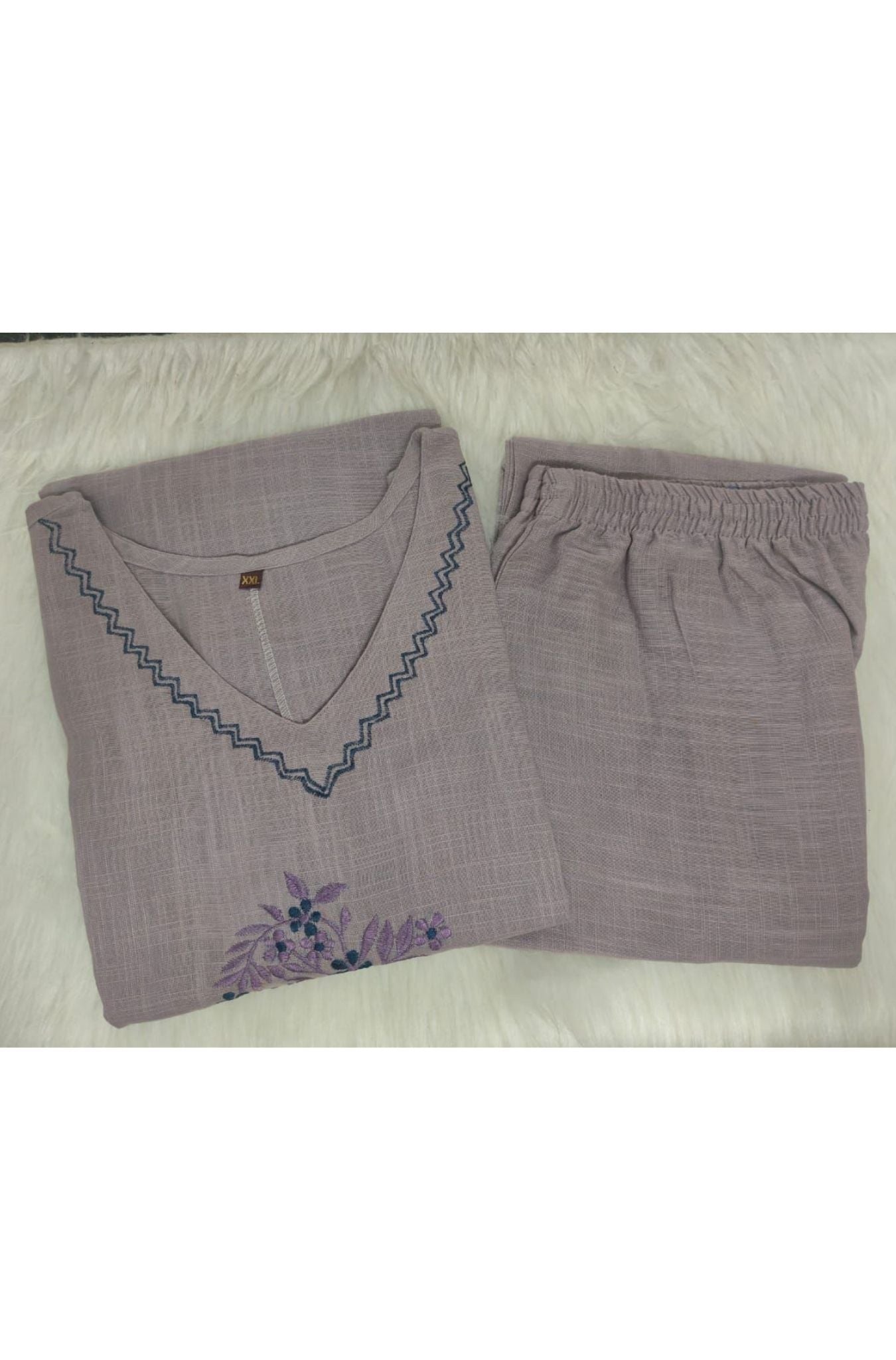 Beautiful Embroidery Work Kurta Set For Woman