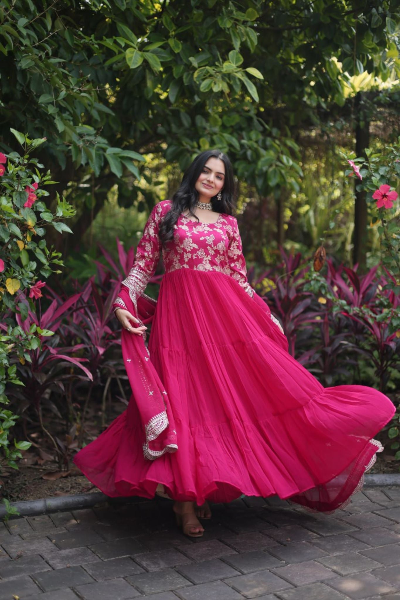 Elegant Anarkali Gown And Dupatta Set